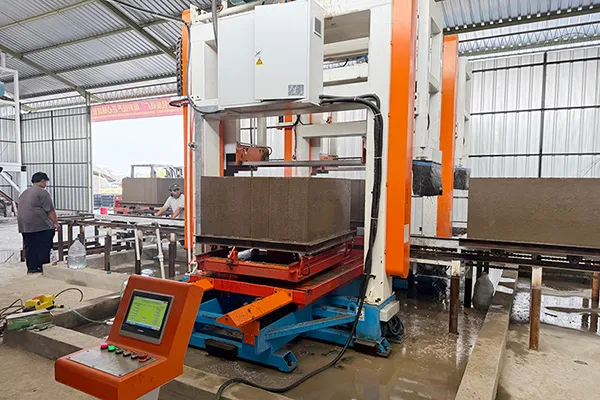 Línea de producción de bloques de HCCA en Semarang, Indonesia