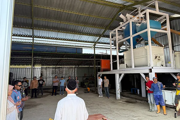 Línea de producción de bloques de HCCA en Semarang, Indonesia
