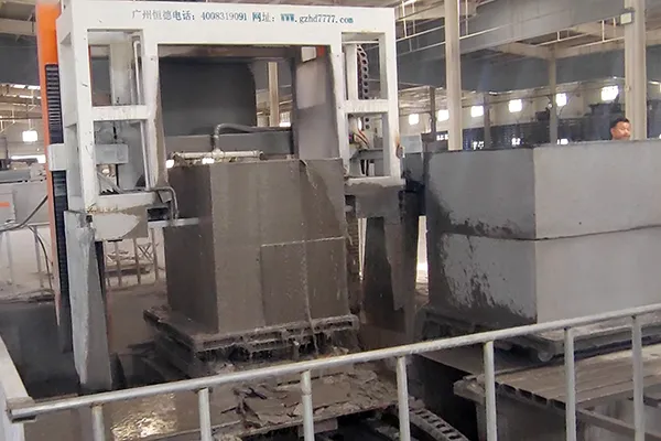 Línea de producción de bloques de hormigón espumado EPS en Aksu, Xinjiang, China 