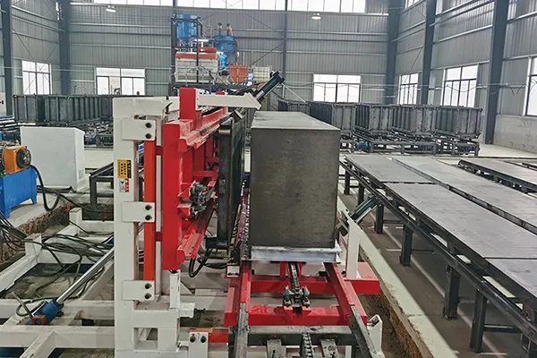 Línea de producción de bloques y paneles de pared de hormigón espumado EPS en Xianning, Hubei, China