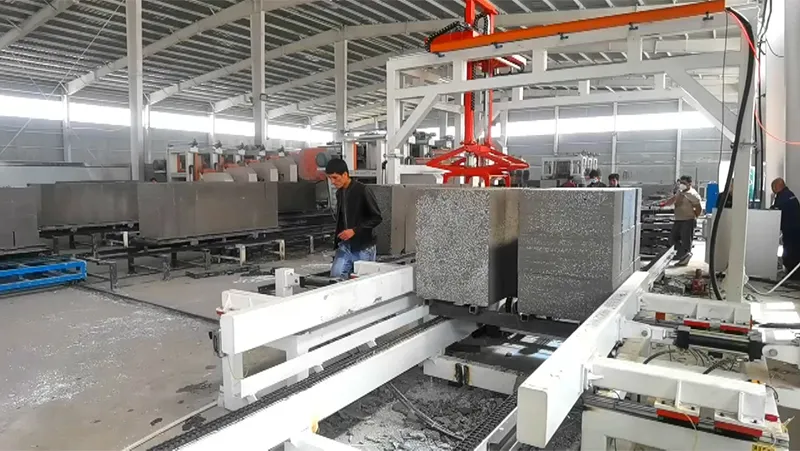 Producción de bloques de EPS en Hotan